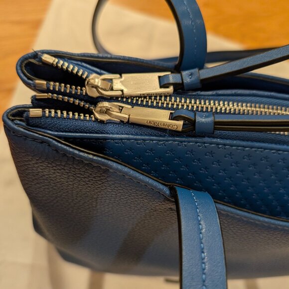 NWOT Blue Calvin Klein 2-in-1 Purse - Picture 8 of 16